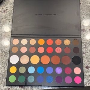Morphe x James Charles pallet